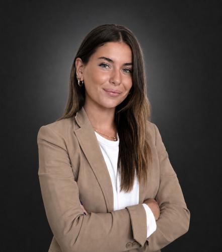 Eva MIRON
