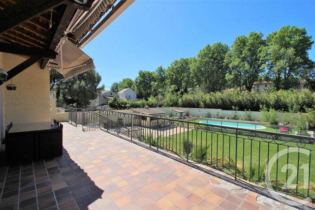Appartement F4 à vendre - 8 pièces - 160.0 m2 - ORGON - 13 - PROVENCE-ALPES-COTE-D-AZUR - Century 21 Coeur De Provence Appartement F4 à vendre - 8 pièces - 160.0 m2 - ORGON - 13 - PROVENCE-ALPES-COTE-D-AZUR - Century 21 Coeur De Provence