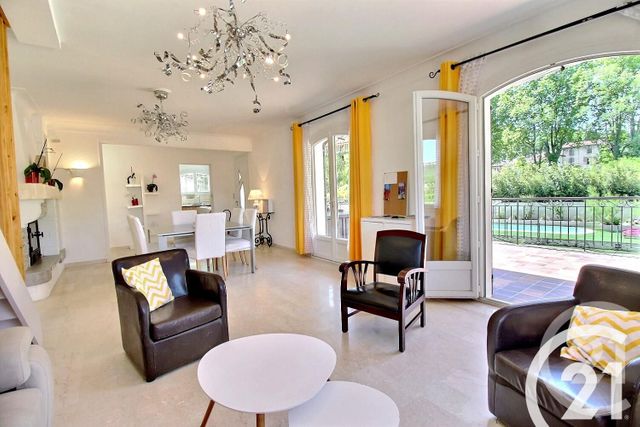 Appartement F4 à vendre - 8 pièces - 160.0 m2 - ORGON - 13 - PROVENCE-ALPES-COTE-D-AZUR - Century 21 Coeur De Provence Appartement F4 à vendre - 8 pièces - 160.0 m2 - ORGON - 13 - PROVENCE-ALPES-COTE-D-AZUR - Century 21 Coeur De Provence
