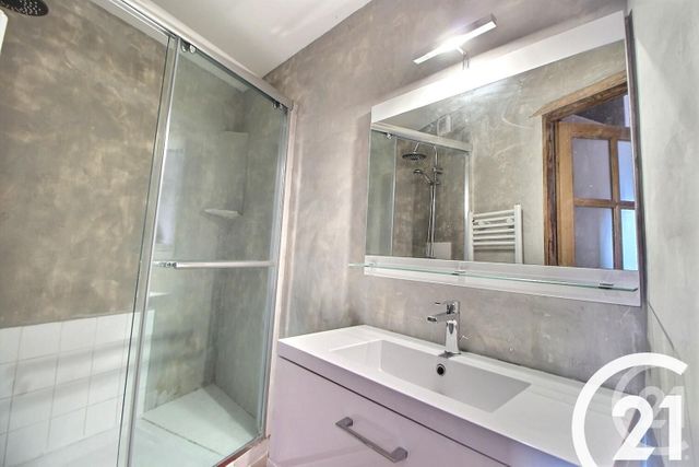 Afficher la photo en grand maison à vendre - 4 pièces - 103.8 m2 - ROBION - 84 - PROVENCE-ALPES-COTE-D-AZUR - Century 21 Coeur De Provence