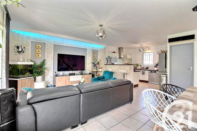 Afficher la photo en grand maison à vendre - 4 pièces - 88.4 m2 - ROBION - 84 - PROVENCE-ALPES-COTE-D-AZUR - Century 21 Coeur De Provence