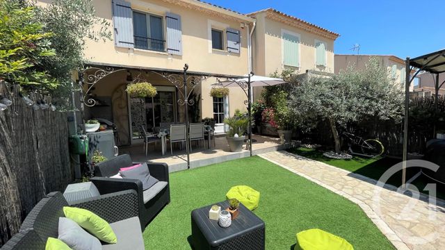 Afficher la photo en grand maison à vendre - 4 pièces - 88.4 m2 - ROBION - 84 - PROVENCE-ALPES-COTE-D-AZUR - Century 21 Coeur De Provence