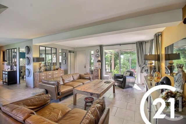 maison à vendre - 7 pièces - 225.0 m2 - CAVAILLON - 84 - PROVENCE-ALPES-COTE-D-AZUR - Century 21 Coeur De Provence