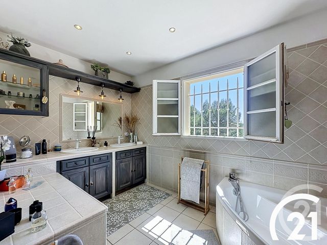 maison à vendre - 7 pièces - 185.0 m2 - CAVAILLON - 84 - PROVENCE-ALPES-COTE-D-AZUR - Century 21 Coeur De Provence