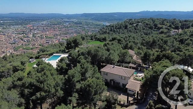 maison à vendre - 7 pièces - 185.0 m2 - CAVAILLON - 84 - PROVENCE-ALPES-COTE-D-AZUR - Century 21 Coeur De Provence