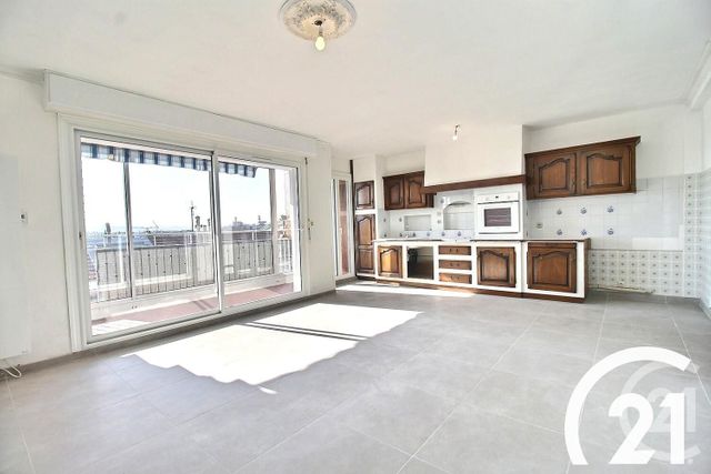 Appartement T4 à louer - 4 pièces - 83.77 m2 - CAVAILLON - 84 - PROVENCE-ALPES-COTE-D-AZUR - Century 21 Coeur De Provence