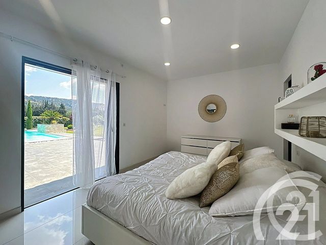 Afficher la photo en grand maison à vendre - 6 pièces - 265.0 m2 - CAVAILLON - 84 - PROVENCE-ALPES-COTE-D-AZUR - Century 21 Coeur De Provence