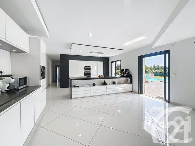 Afficher la photo en grand maison à vendre - 6 pièces - 265.0 m2 - CAVAILLON - 84 - PROVENCE-ALPES-COTE-D-AZUR - Century 21 Coeur De Provence