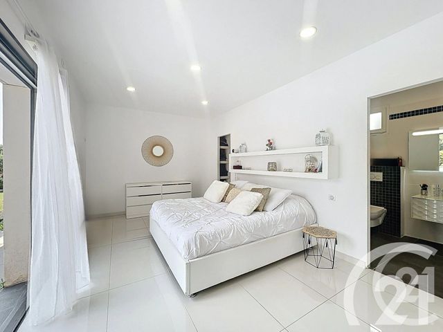 Afficher la photo en grand maison à vendre - 6 pièces - 265.0 m2 - CAVAILLON - 84 - PROVENCE-ALPES-COTE-D-AZUR - Century 21 Coeur De Provence