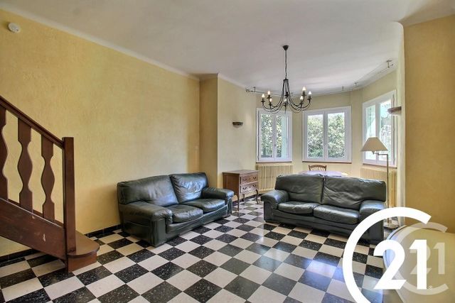 Afficher la photo en grand maison à vendre - 7 pièces - 175.0 m2 - CHEVAL BLANC - 84 - PROVENCE-ALPES-COTE-D-AZUR - Century 21 Coeur De Provence