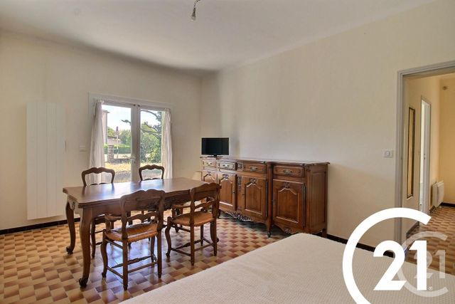 Afficher la photo en grand maison à vendre - 7 pièces - 175.0 m2 - CHEVAL BLANC - 84 - PROVENCE-ALPES-COTE-D-AZUR - Century 21 Coeur De Provence