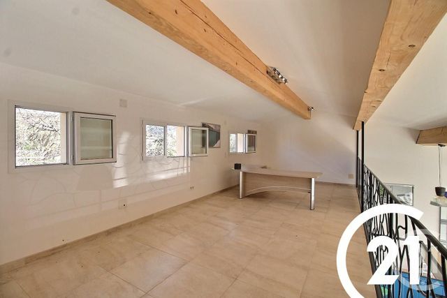 Afficher la photo en grand maison à vendre - 6 pièces - 95.49 m2 - CHEVAL BLANC - 84 - PROVENCE-ALPES-COTE-D-AZUR - Century 21 Coeur De Provence