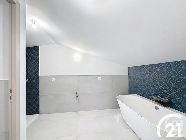 maison à vendre - 7 pièces - 200.0 m2 - GORDES - 84 - PROVENCE-ALPES-COTE-D-AZUR - Century 21 Coeur De Provence