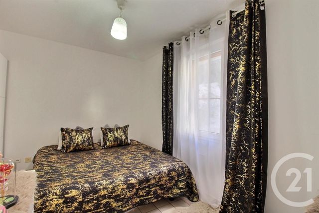 Appartement F4 à vendre - 4 pièces - 82.2 m2 - CAVAILLON - 84 - PROVENCE-ALPES-COTE-D-AZUR - Century 21 Coeur De Provence