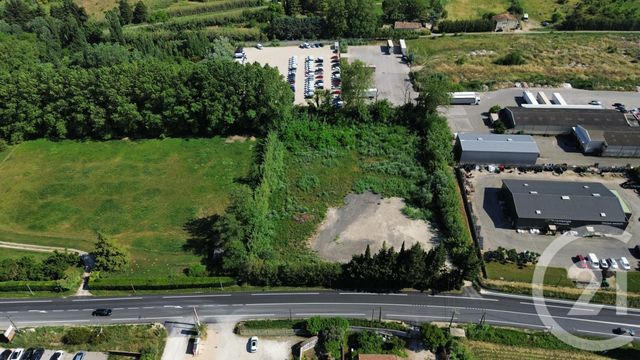 terrain - CAVAILLON - 84