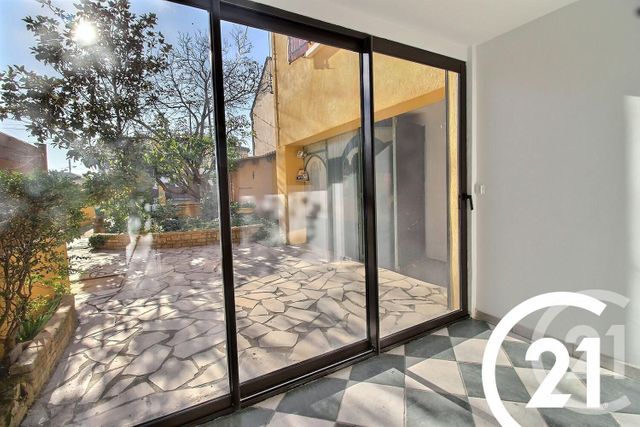 maison à vendre - 5 pièces - 200.0 m2 - CAVAILLON - 84 - PROVENCE-ALPES-COTE-D-AZUR - Century 21 Coeur De Provence