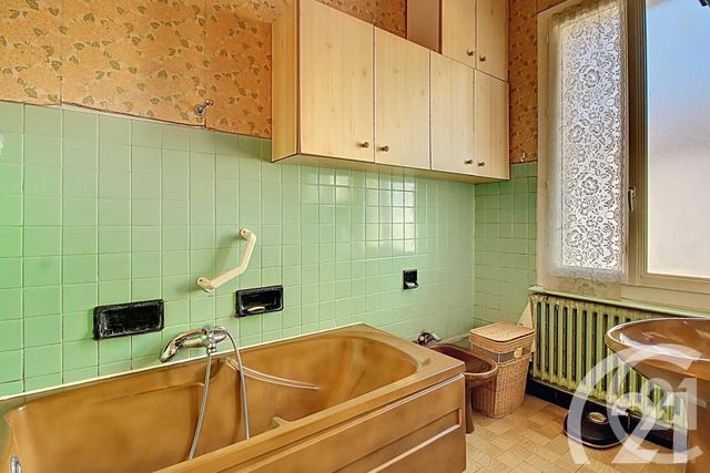 maison à vendre - 4 pièces - 141.21 m2 - CAVAILLON - 84 - PROVENCE-ALPES-COTE-D-AZUR - Century 21 Coeur De Provence