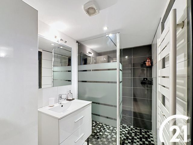 maison à vendre - 6 pièces - 181.02 m2 - CAVAILLON - 84 - PROVENCE-ALPES-COTE-D-AZUR - Century 21 Coeur De Provence