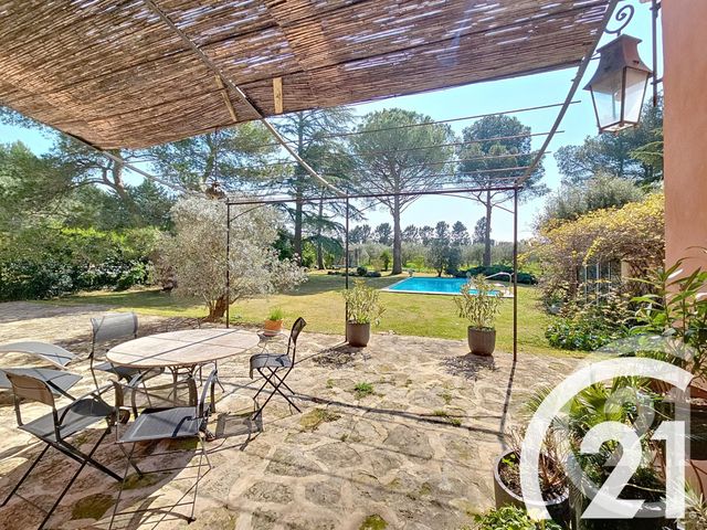 maison à vendre - 7 pièces - 197.47 m2 - TAILLADES - 84 - PROVENCE-ALPES-COTE-D-AZUR - Century 21 Coeur De Provence