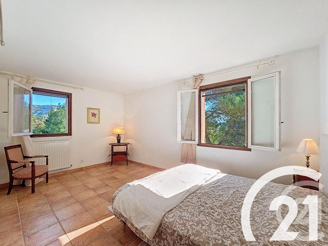 maison à vendre - 7 pièces - 197.47 m2 - TAILLADES - 84 - PROVENCE-ALPES-COTE-D-AZUR - Century 21 Coeur De Provence
