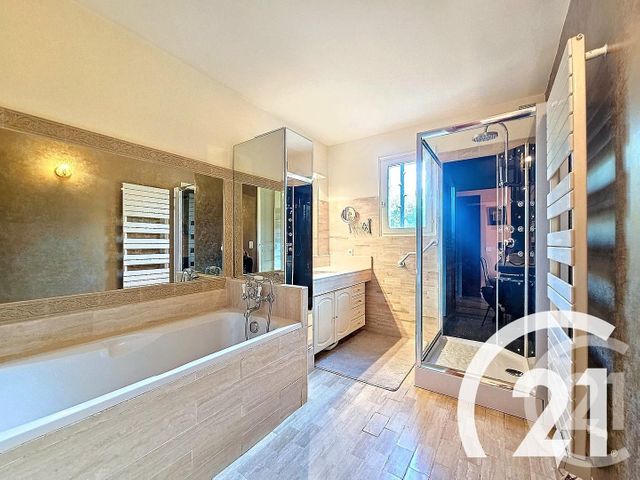 maison à vendre - 7 pièces - 197.47 m2 - TAILLADES - 84 - PROVENCE-ALPES-COTE-D-AZUR - Century 21 Coeur De Provence