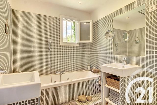 maison à vendre - 5 pièces - 94.74 m2 - CHEVAL BLANC - 84 - PROVENCE-ALPES-COTE-D-AZUR - Century 21 Coeur De Provence