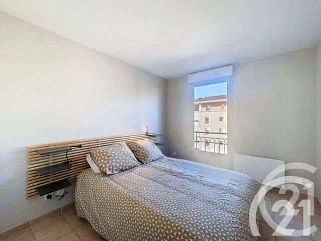 Appartement T2 à louer - 2 pièces - 42.72 m2 - CAVAILLON - 84 - PROVENCE-ALPES-COTE-D-AZUR - Century 21 Coeur De Provence