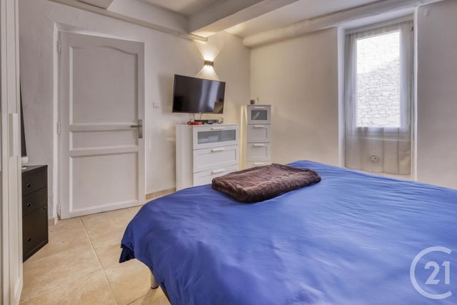 Appartement T3 à vendre - 3 pièces - 84.0 m2 - ROUSSILLON - 84 - PROVENCE-ALPES-COTE-D-AZUR - Century 21 Coeur De Provence