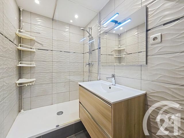 Appartement T2 à vendre - 2 pièces - 42.67 m2 - CAVAILLON - 84 - PROVENCE-ALPES-COTE-D-AZUR - Century 21 Coeur De Provence