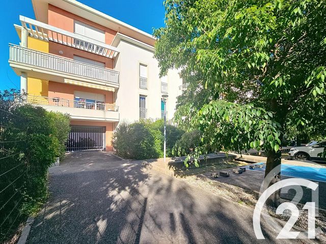 Appartement T3 à vendre - 3 pièces - 69.35 m2 - CAVAILLON - 84 - PROVENCE-ALPES-COTE-D-AZUR - Century 21 Coeur De Provence