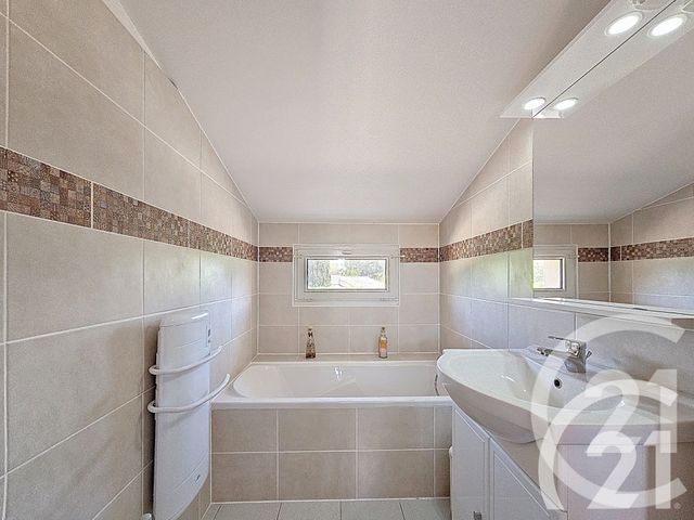 maison à vendre - 4 pièces - 125.73 m2 - TAILLADES - 84 - PROVENCE-ALPES-COTE-D-AZUR - Century 21 Coeur De Provence