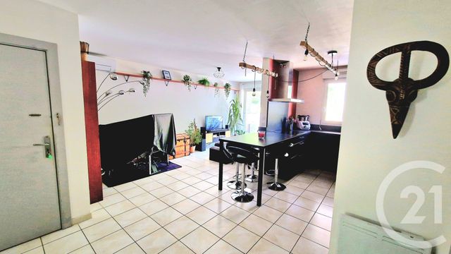 Appartement T3 à louer - 3 pièces - 65.61 m2 - CAVAILLON - 84 - PROVENCE-ALPES-COTE-D-AZUR - Century 21 Coeur De Provence