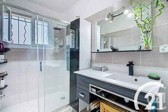 Appartement F4 à vendre - 4 pièces - 85.19 m2 - CAVAILLON - 84 - PROVENCE-ALPES-COTE-D-AZUR - Century 21 Coeur De Provence