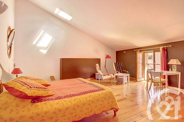 Afficher la photo en grand maison à vendre - 6 pièces - 177.72 m2 - ROBION - 84 - PROVENCE-ALPES-COTE-D-AZUR - Century 21 Coeur De Provence