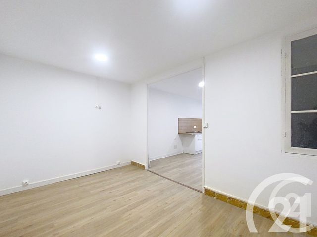 maison à louer - 3 pièces - 60.96 m2 - EYGUIERES - 13 - PROVENCE-ALPES-COTE-D-AZUR - Century 21 Coeur De Provence