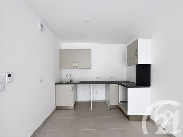 Appartement T2 à louer - 2 pièces - 45.0 m2 - CAVAILLON - 84 - PROVENCE-ALPES-COTE-D-AZUR - Century 21 Coeur De Provence