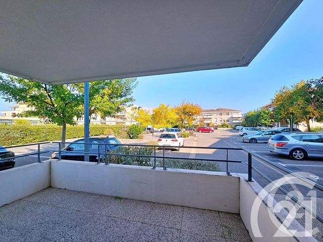 Afficher la photo en grand Appartement T4 à vendre - 4 pièces - 73.01 m2 - CAVAILLON - 84 - PROVENCE-ALPES-COTE-D-AZUR - Century 21 Coeur De Provence