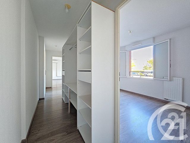 Afficher la photo en grand Appartement T4 à vendre - 4 pièces - 73.01 m2 - CAVAILLON - 84 - PROVENCE-ALPES-COTE-D-AZUR - Century 21 Coeur De Provence