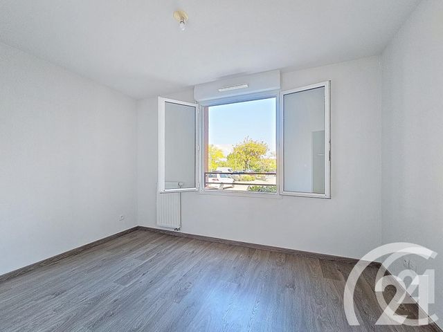 Afficher la photo en grand Appartement T4 à vendre - 4 pièces - 73.01 m2 - CAVAILLON - 84 - PROVENCE-ALPES-COTE-D-AZUR - Century 21 Coeur De Provence