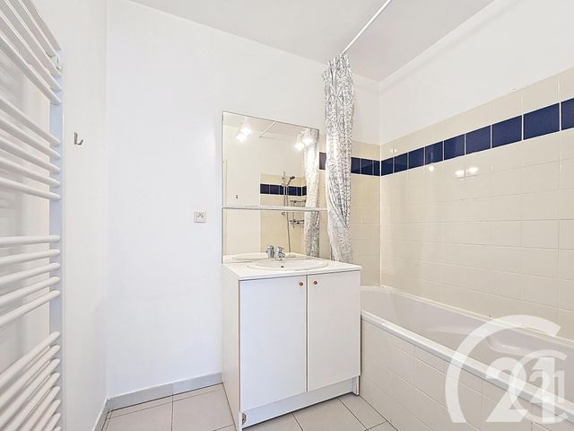 Appartement T3 à vendre - 3 pièces - 68.45 m2 - CAVAILLON - 84 - PROVENCE-ALPES-COTE-D-AZUR - Century 21 Coeur De Provence