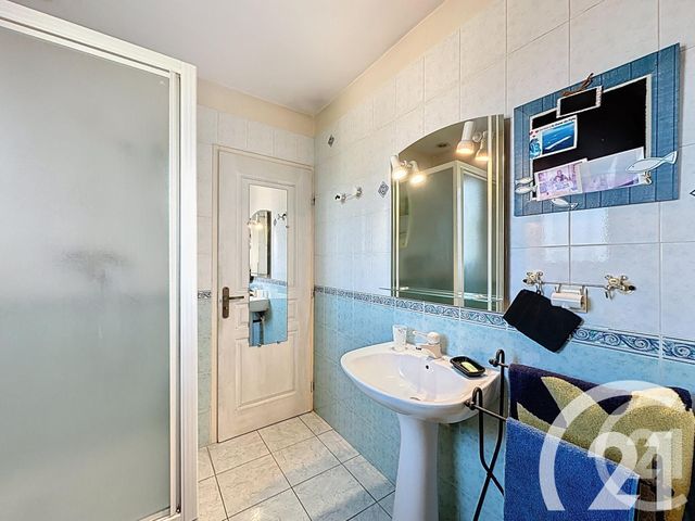 maison à vendre - 5 pièces - 110.2 m2 - TAILLADES - 84 - PROVENCE-ALPES-COTE-D-AZUR - Century 21 Coeur De Provence