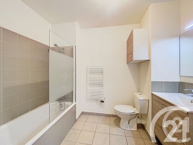 Appartement T2 à louer - 2 pièces - 42.8 m2 - CAVAILLON - 84 - PROVENCE-ALPES-COTE-D-AZUR - Century 21 Coeur De Provence