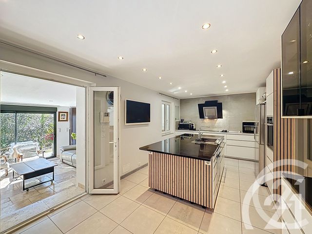 maison à vendre - 6 pièces - 149.0 m2 - CHEVAL BLANC - 84 - PROVENCE-ALPES-COTE-D-AZUR - Century 21 Coeur De Provence