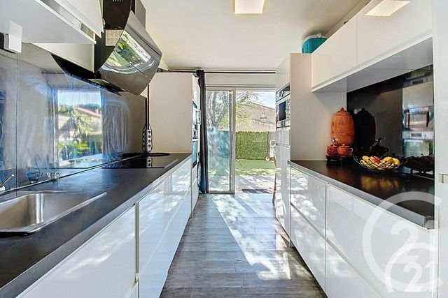 Appartement F4 à vendre - 4 pièces - 86.0 m2 - CAVAILLON - 84 - PROVENCE-ALPES-COTE-D-AZUR - Century 21 Coeur De Provence