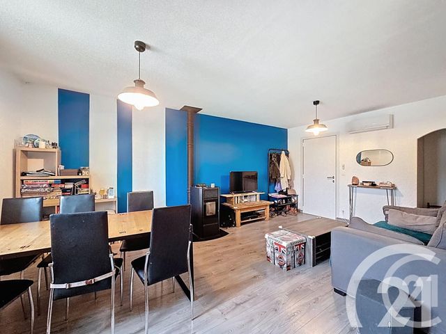 Appartement T4 à vendre - 4 pièces - 82.93 m2 - CHEVAL BLANC - 84 - PROVENCE-ALPES-COTE-D-AZUR - Century 21 Coeur De Provence