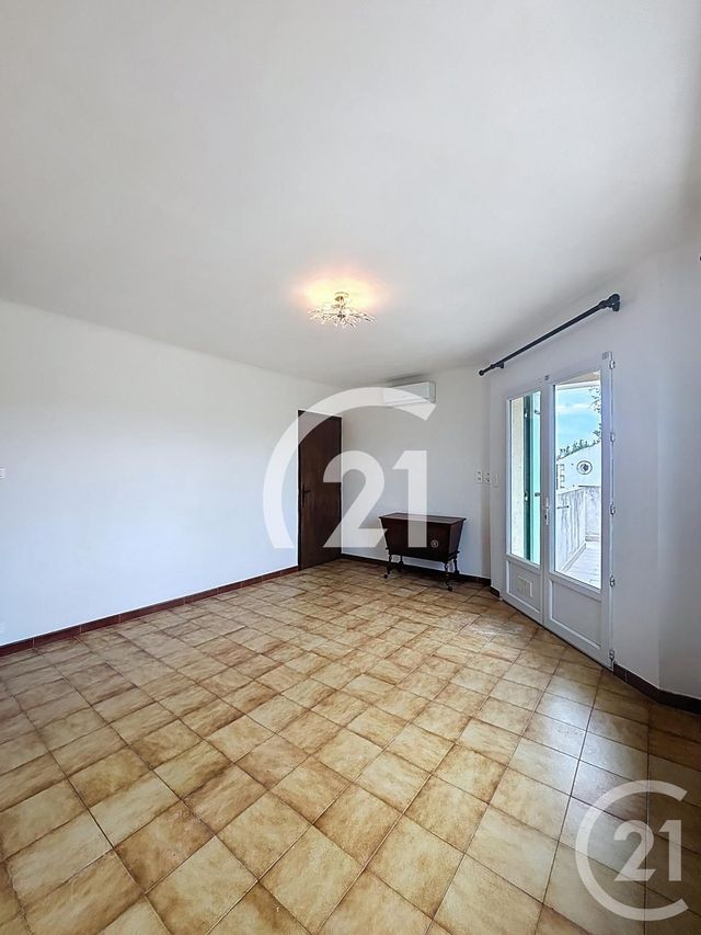 Appartement T3 à louer - 3 pièces - 86.0 m2 - ST ANDIOL - 13 - PROVENCE-ALPES-COTE-D-AZUR - Century 21 Coeur De Provence