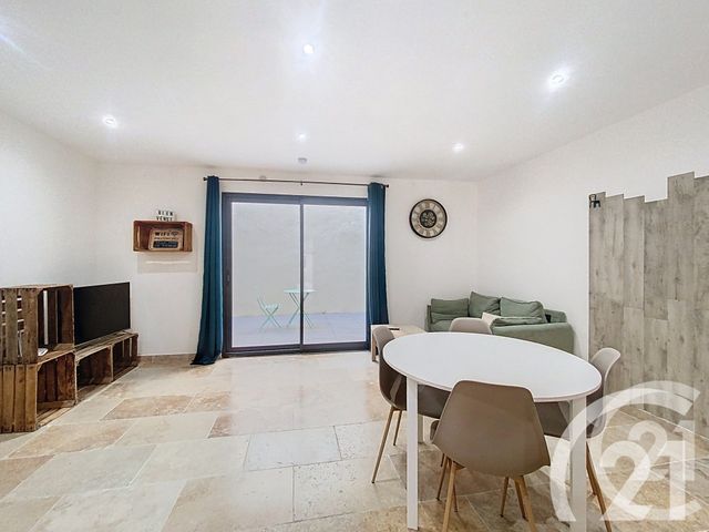 Appartement Studio à louer - 1 pièce - 36.0 m2 - L ISLE SUR LA SORGUE - 84 - PROVENCE-ALPES-COTE-D-AZUR - Century 21 Coeur De Provence