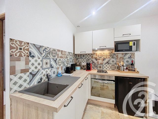 Appartement Studio à louer - 1 pièce - 36.0 m2 - L ISLE SUR LA SORGUE - 84 - PROVENCE-ALPES-COTE-D-AZUR - Century 21 Coeur De Provence