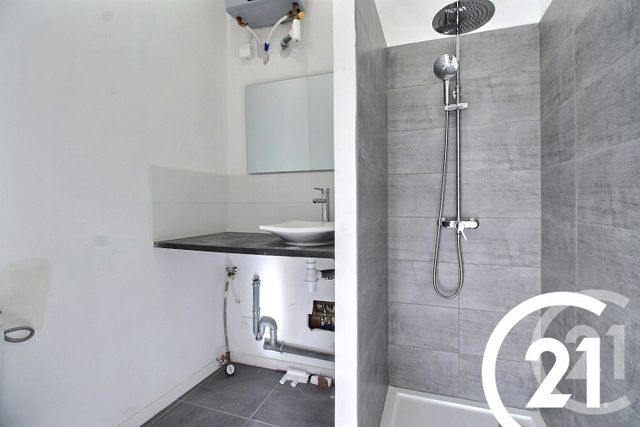 Appartement T2 à louer - 2 pièces - 38.45 m2 - CAVAILLON - 84 - PROVENCE-ALPES-COTE-D-AZUR - Century 21 Coeur De Provence