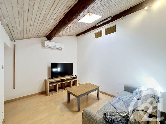 Appartement à louer - 2 pièces - 35.79 m2 - L ISLE SUR LA SORGUE - 84 - PROVENCE-ALPES-COTE-D-AZUR - Century 21 Coeur De Provence
